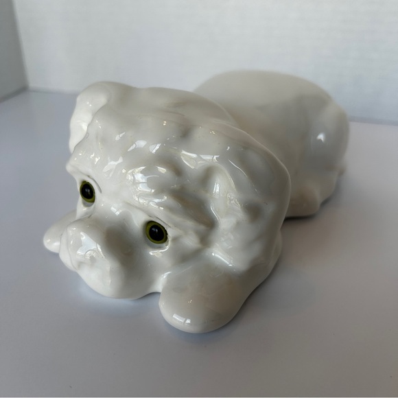 Adorable White Puppy w Big Green Eyes "The Collectables #402" Canadiana Pottery - Picture 2 of 10